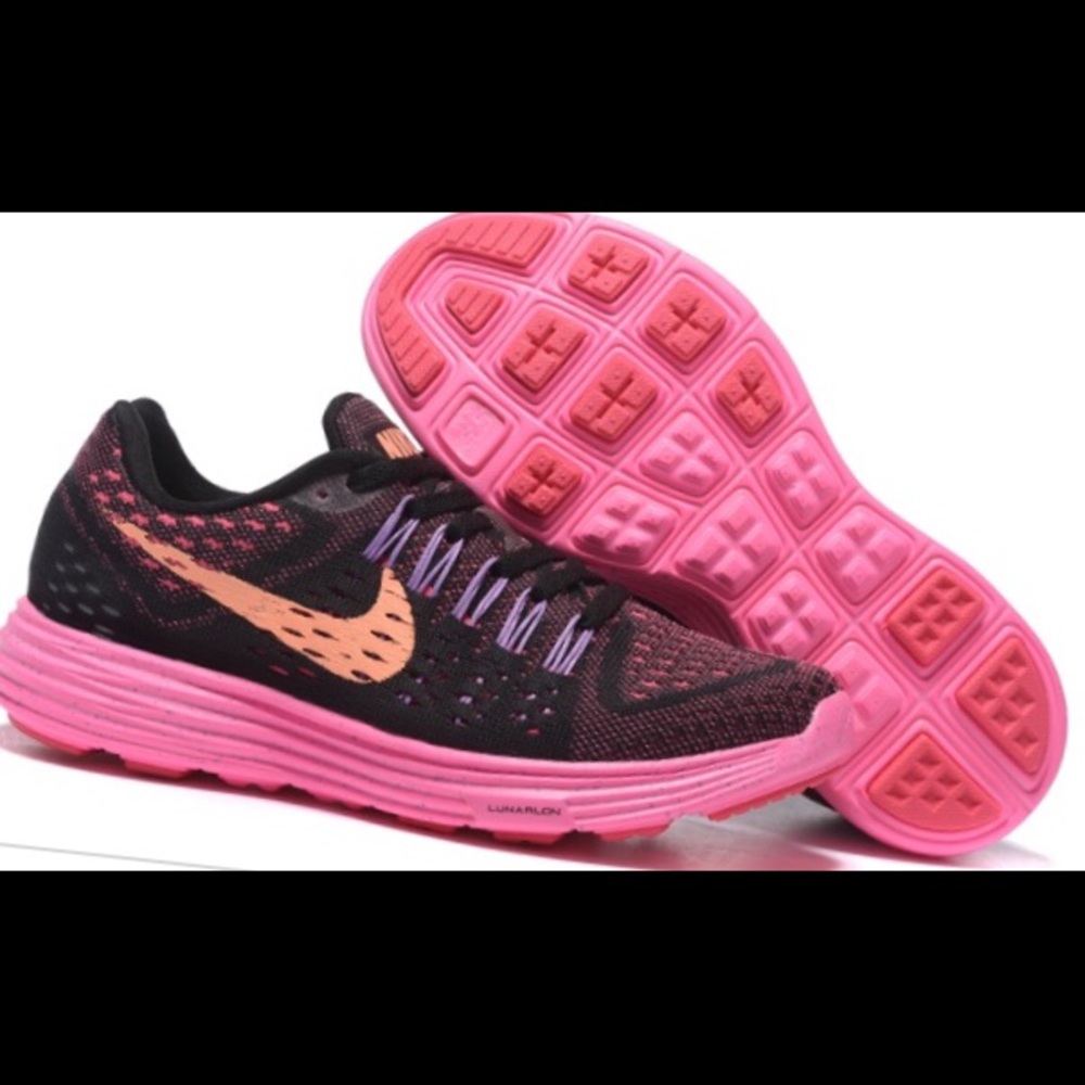 Nike Lunar Tempo Running Shoes / Pink / New Nike